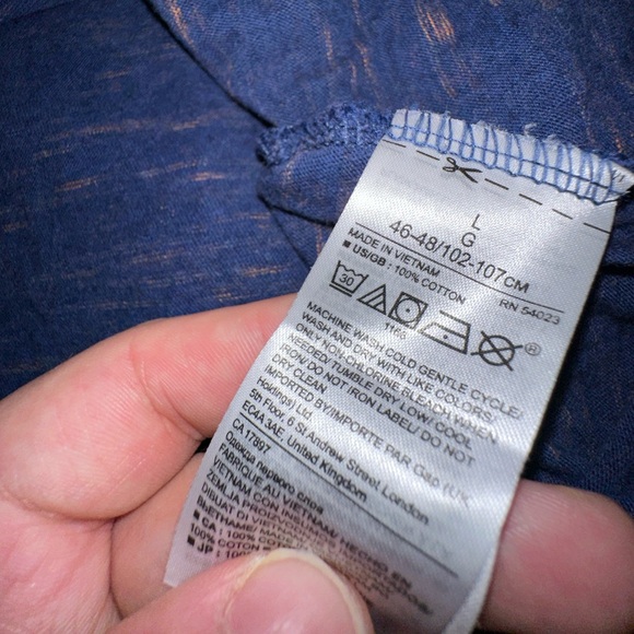 Banana Republic soft wear blue and pink marled tshirt - Picture 4 of 4